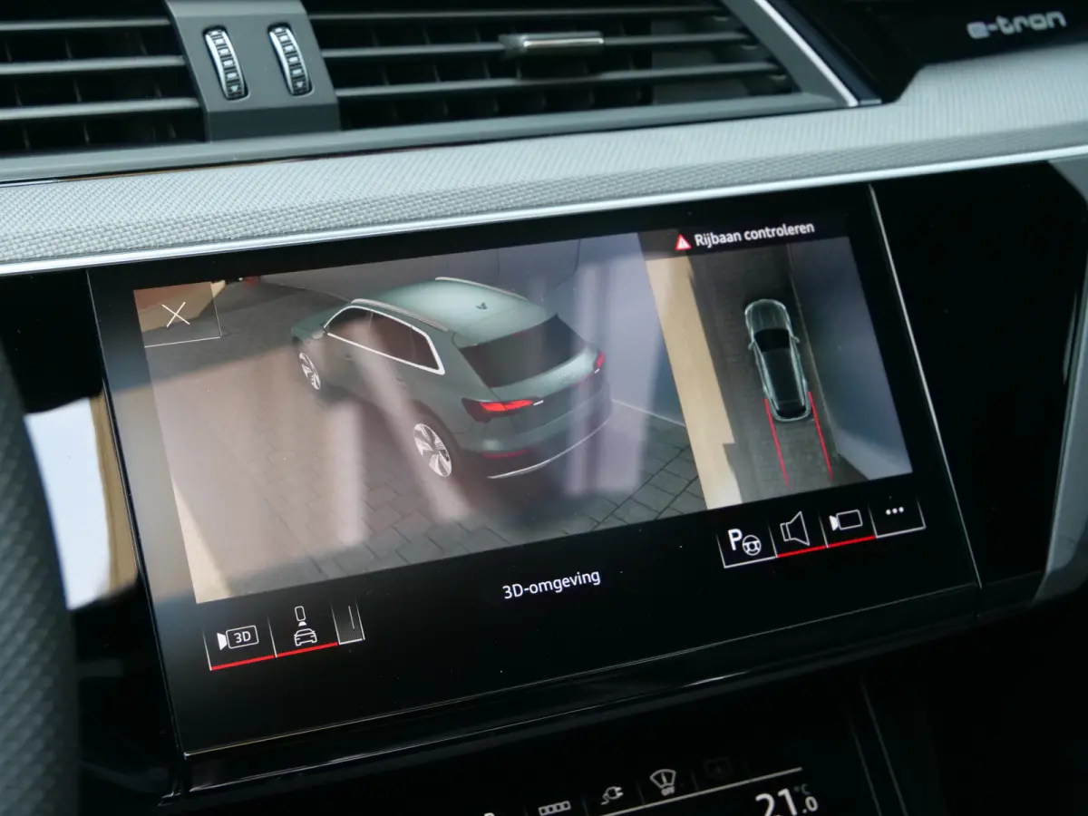 S quattro SQ8 115 kWh 504 Pk Automaat Navi / DAB / Leer / Pano-dak / Luchtvering / 21 inch / SOH 98 %