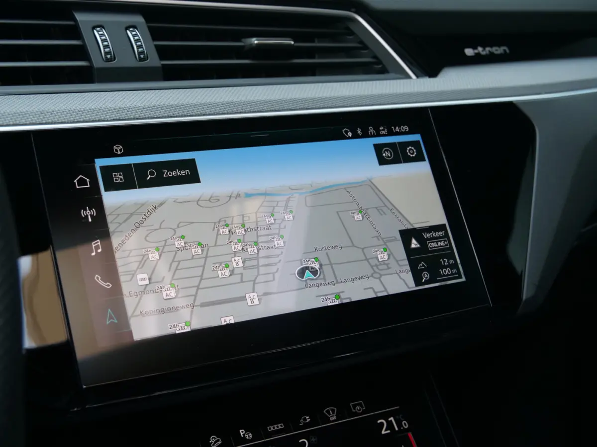 S quattro SQ8 115 kWh 504 Pk Automaat Navi / DAB / Leer / Pano-dak / Luchtvering / 21 inch / SOH 98 %