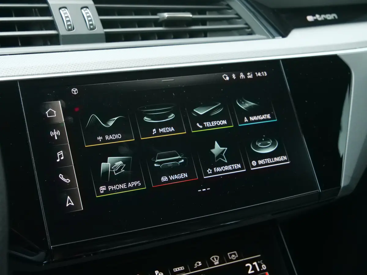 S quattro SQ8 115 kWh 504 Pk Automaat Navi / DAB / Leer / Pano-dak / Luchtvering / 21 inch / SOH 98 %