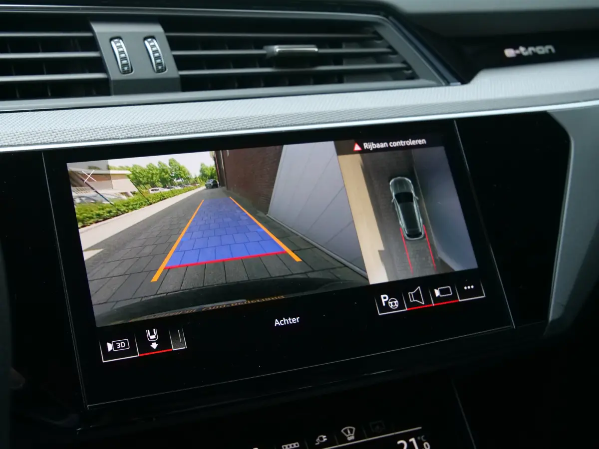 S quattro SQ8 115 kWh 504 Pk Automaat Navi / DAB / Leer / Pano-dak / Luchtvering / 21 inch / SOH 98 %