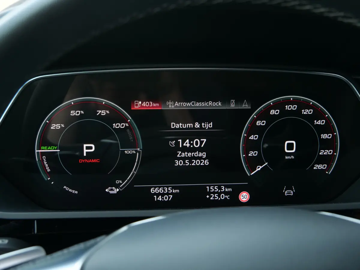 S quattro SQ8 115 kWh 504 Pk Automaat Navi / DAB / Leer / Pano-dak / Luchtvering / 21 inch / SOH 98 %