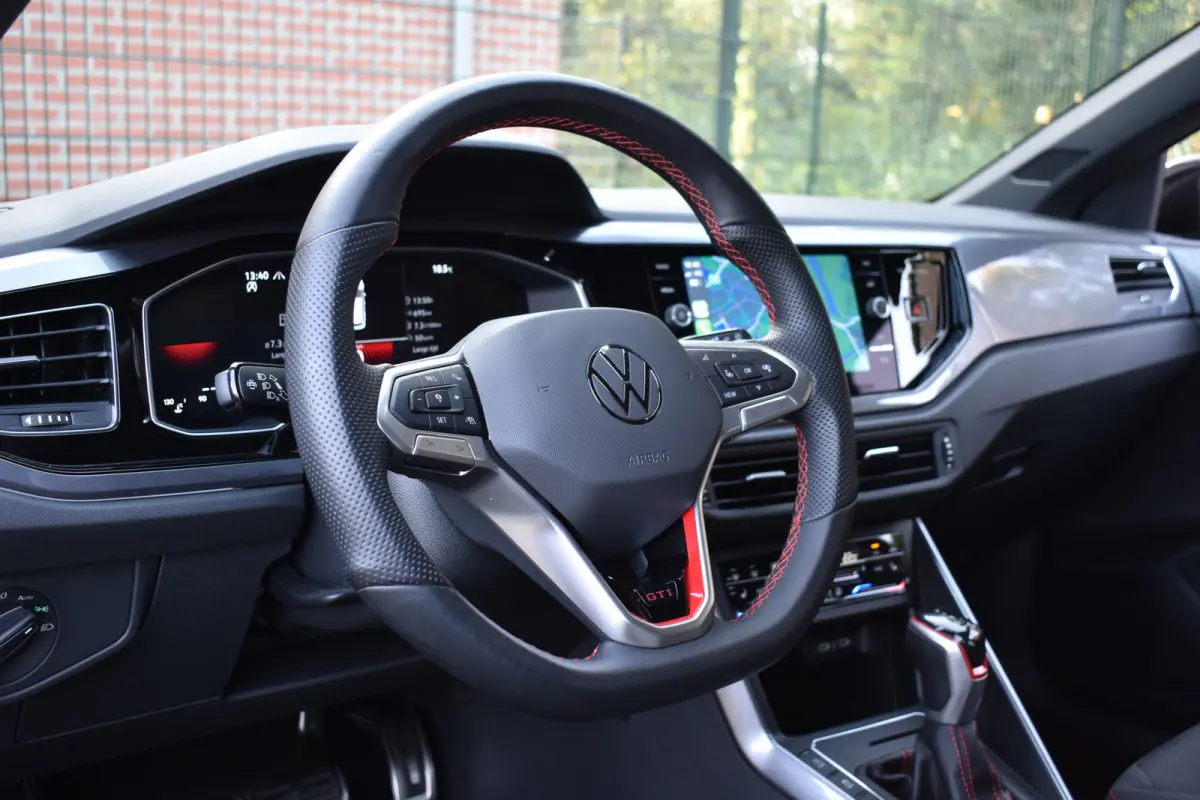 2.0 TSI GTI TSI 210PK DSG GTI-SPORT IQ-LIGHT/PDC/CARPLAY  ***