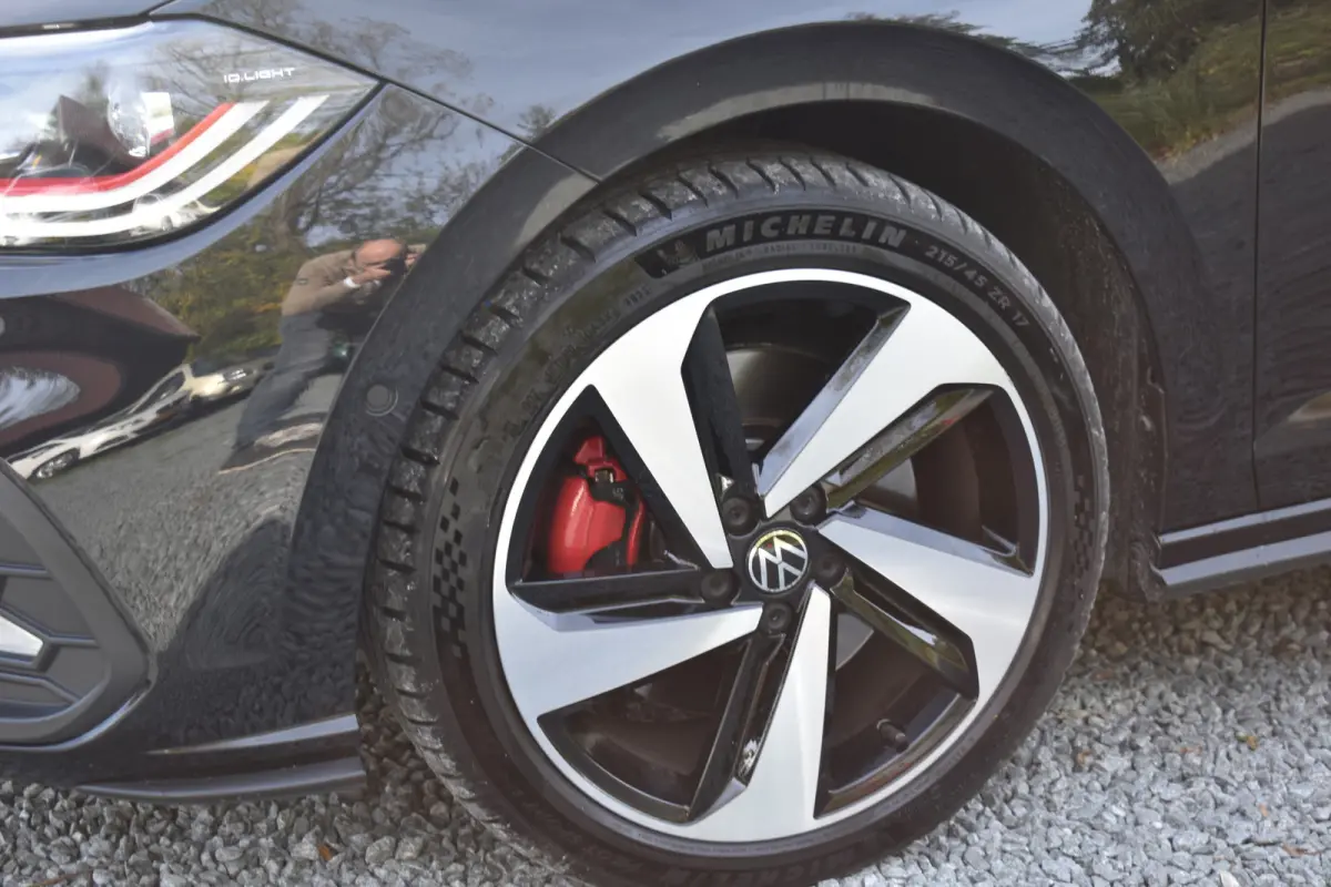 2.0 TSI GTI TSI 210PK DSG GTI-SPORT IQ-LIGHT/PDC/CARPLAY  ***