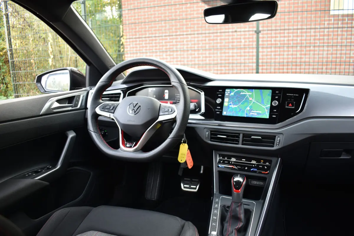 2.0 TSI GTI TSI 210PK DSG GTI-SPORT IQ-LIGHT/PDC/CARPLAY  ***