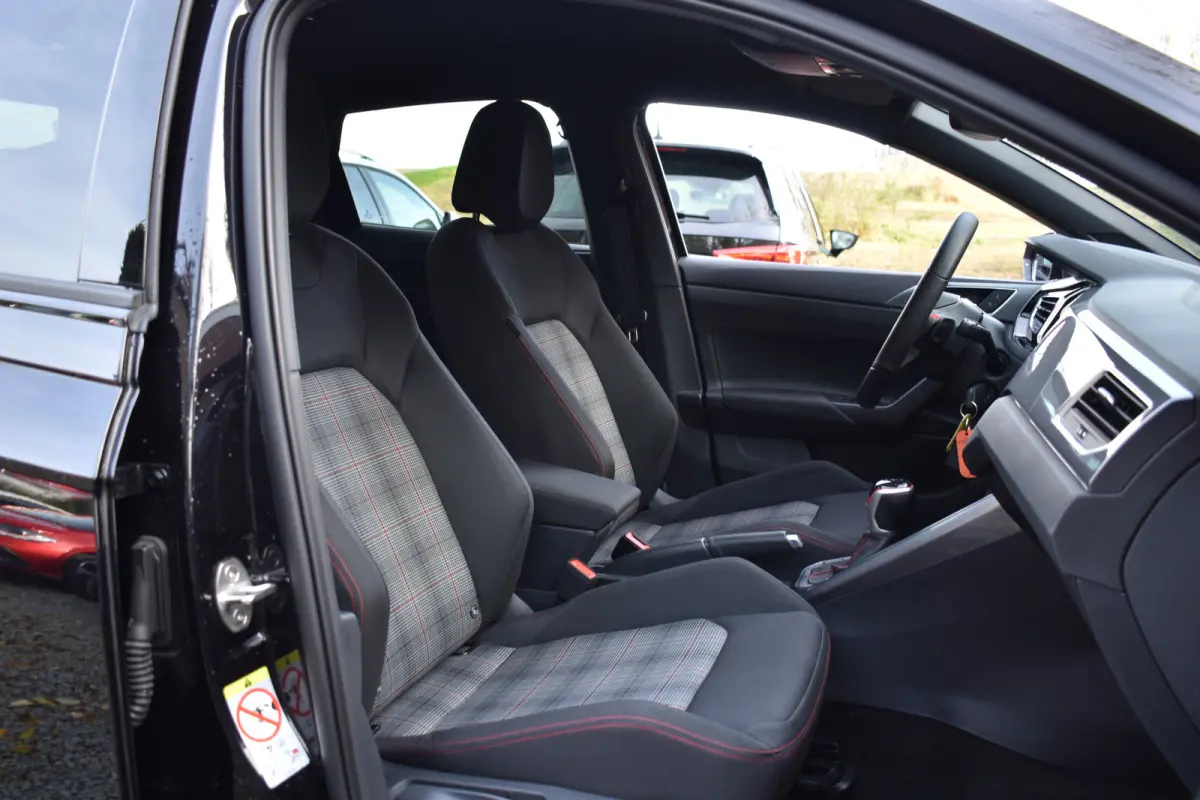 2.0 TSI GTI TSI 210PK DSG GTI-SPORT IQ-LIGHT/PDC/CARPLAY  ***