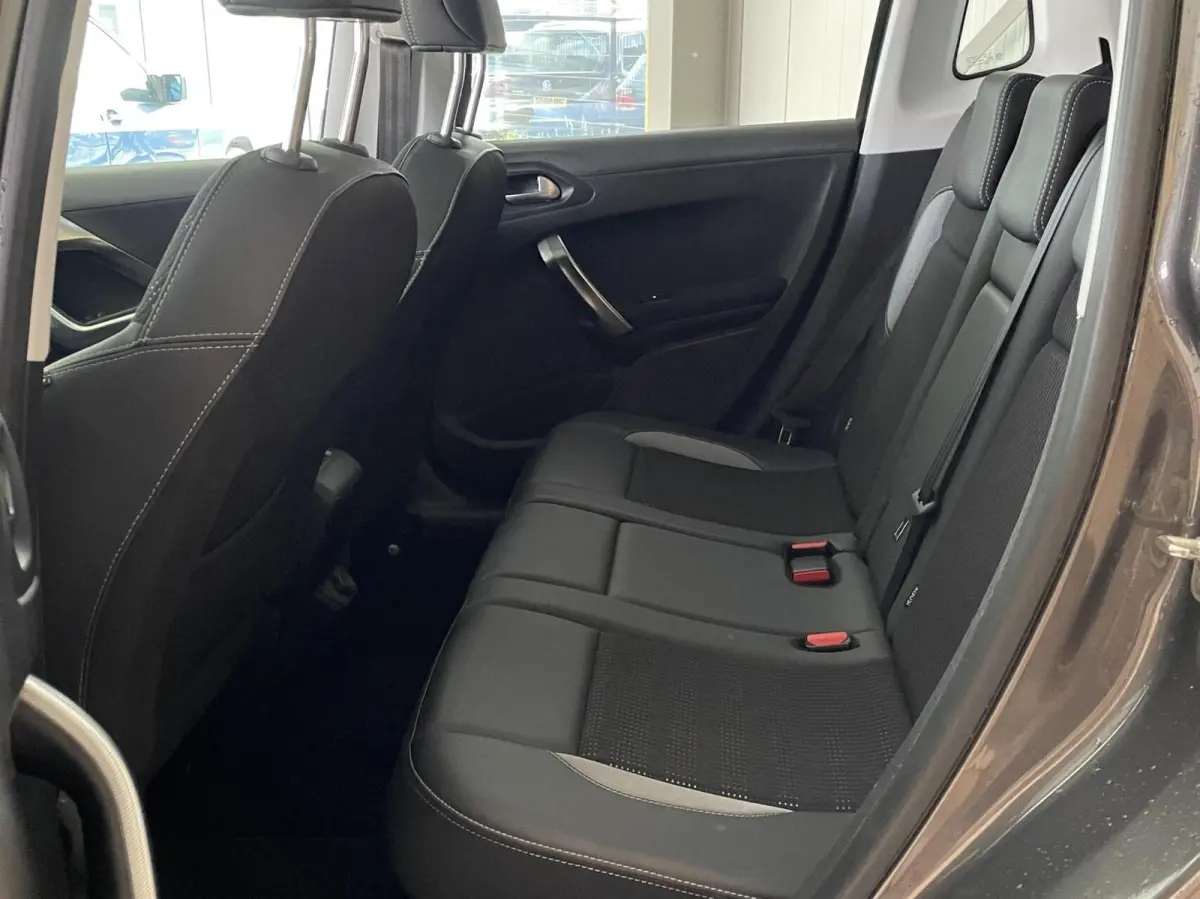 1.2 PureTech Allure 2019 pano clima cruise