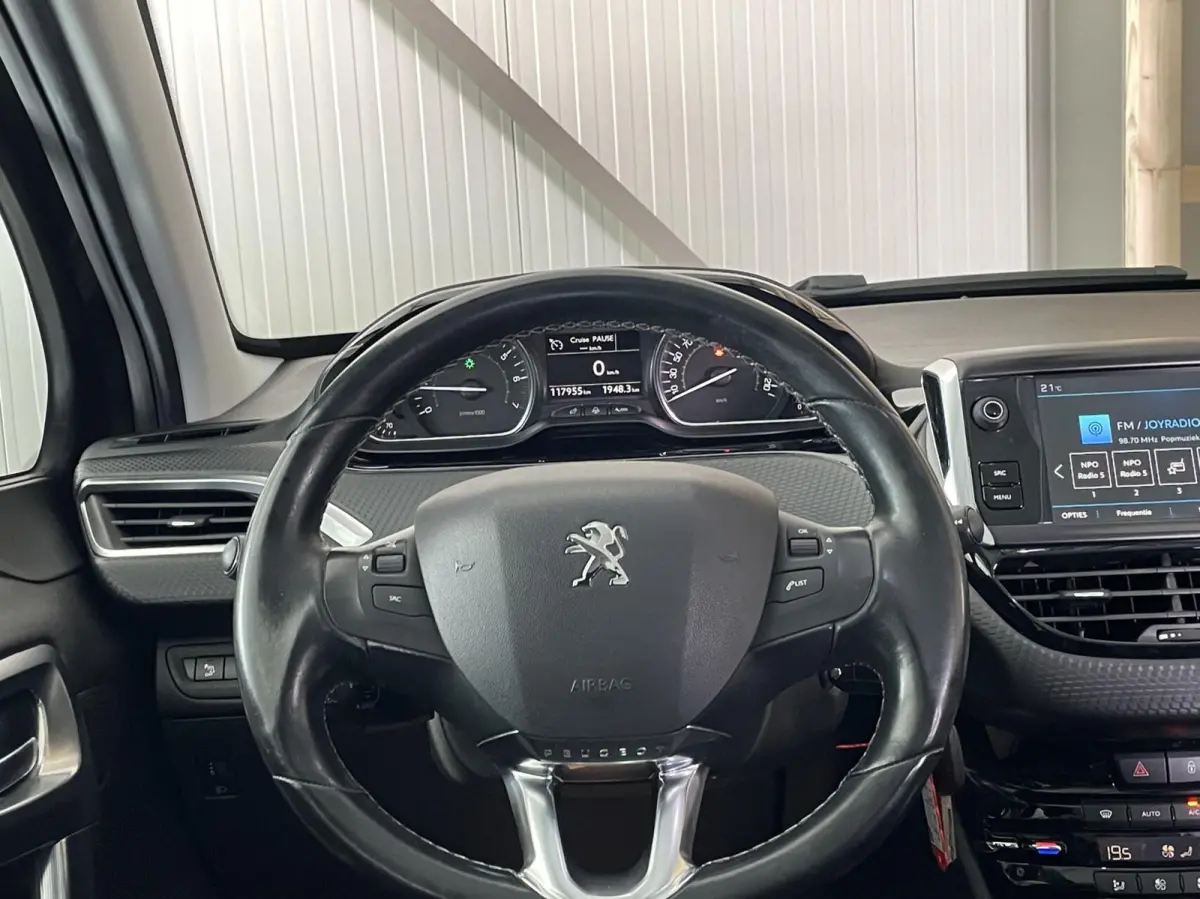 1.2 PureTech Allure 2019 pano clima cruise