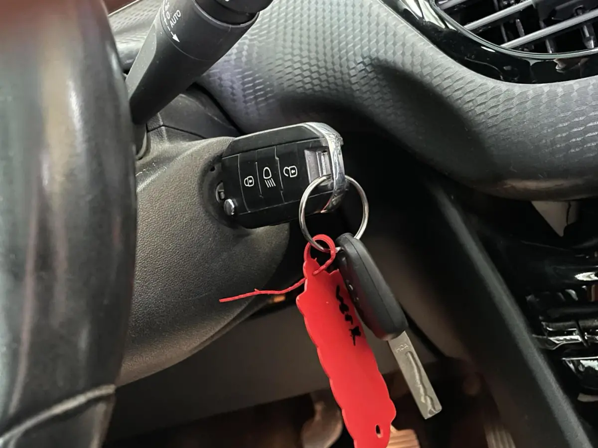 1.2 PureTech Allure 2019 pano clima cruise