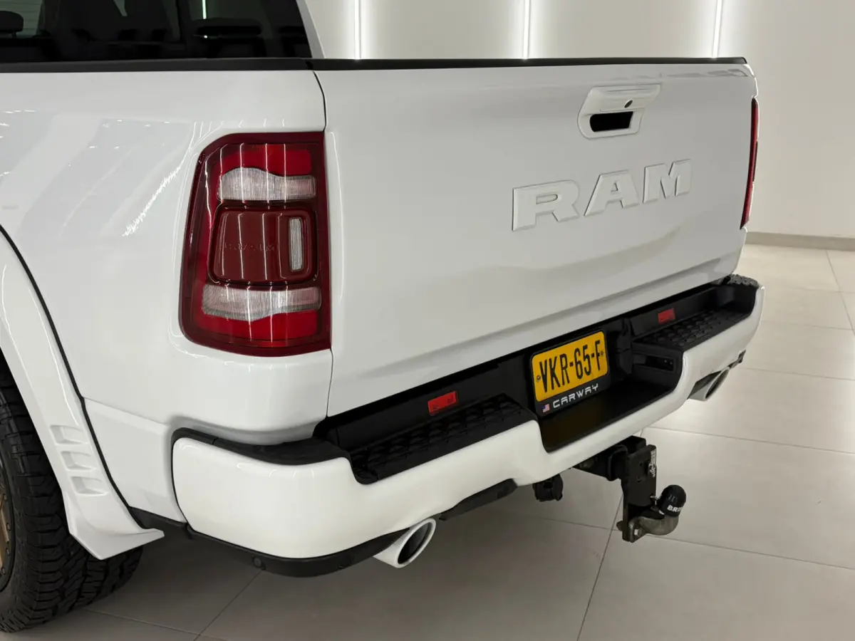 1500 5.7 V8 Widebody Full Options incl LPG deksel BLACK FRIDAY DEAL! White Edition