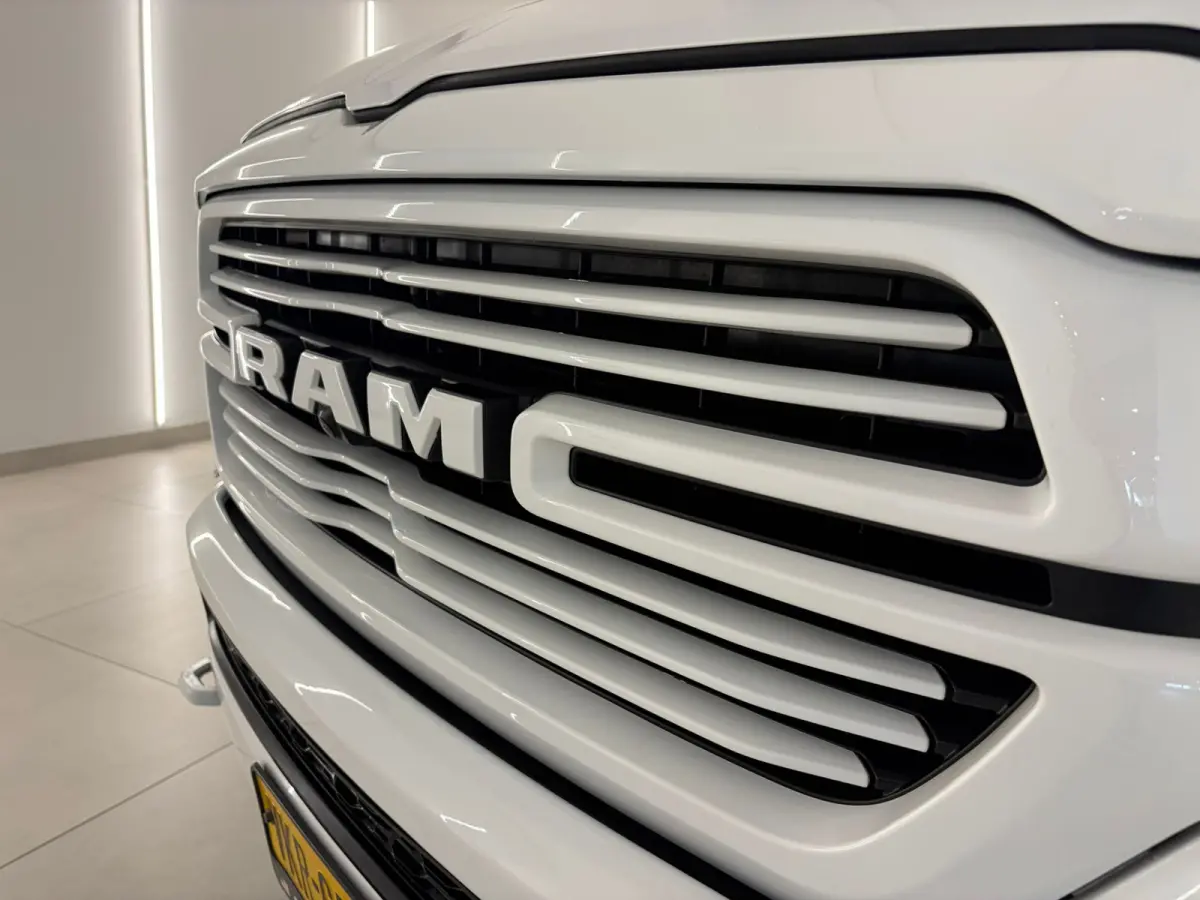 1500 5.7 V8 Widebody Full Options incl LPG deksel BLACK FRIDAY DEAL! White Edition