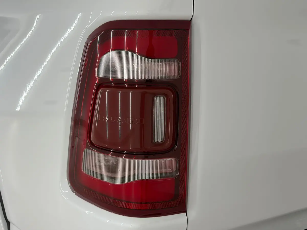 1500 5.7 V8 Widebody Full Options incl LPG deksel BLACK FRIDAY DEAL! White Edition