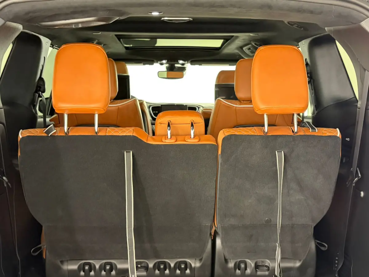 Pacifica 3.6 V6 Hybride Pinnacle Nieuw