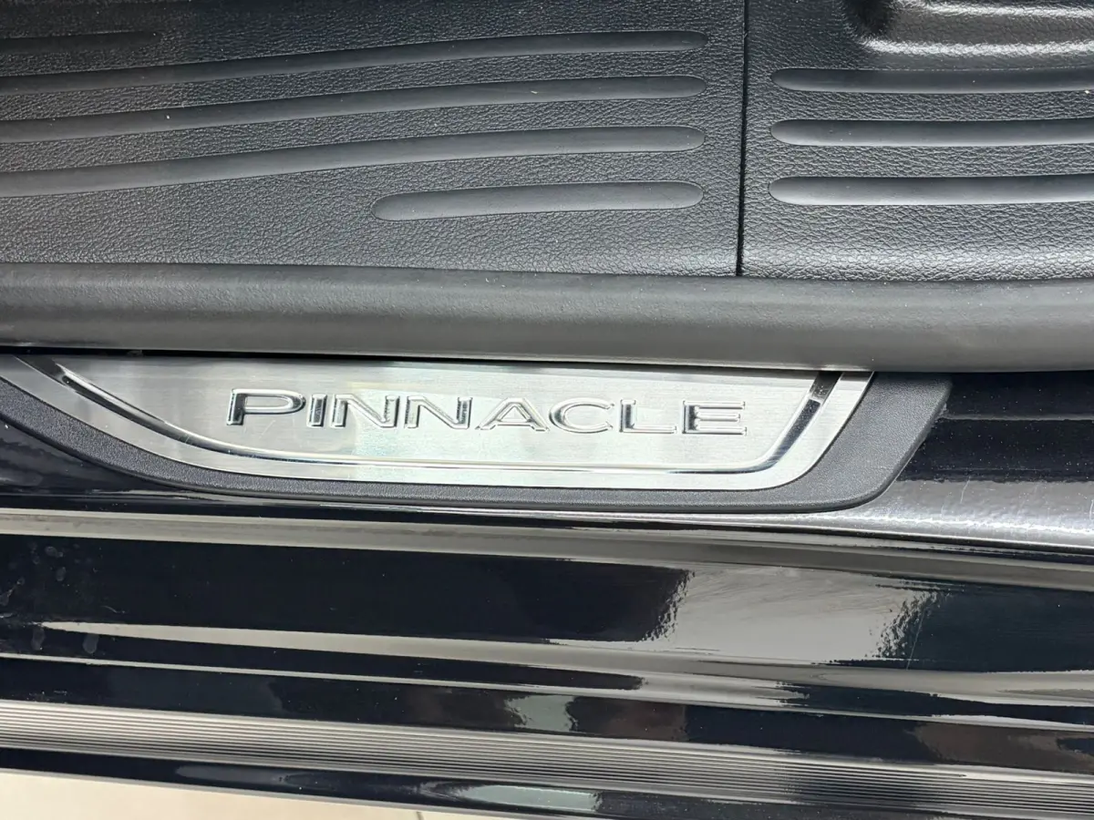 Pacifica 3.6 V6 Hybride Pinnacle Nieuw