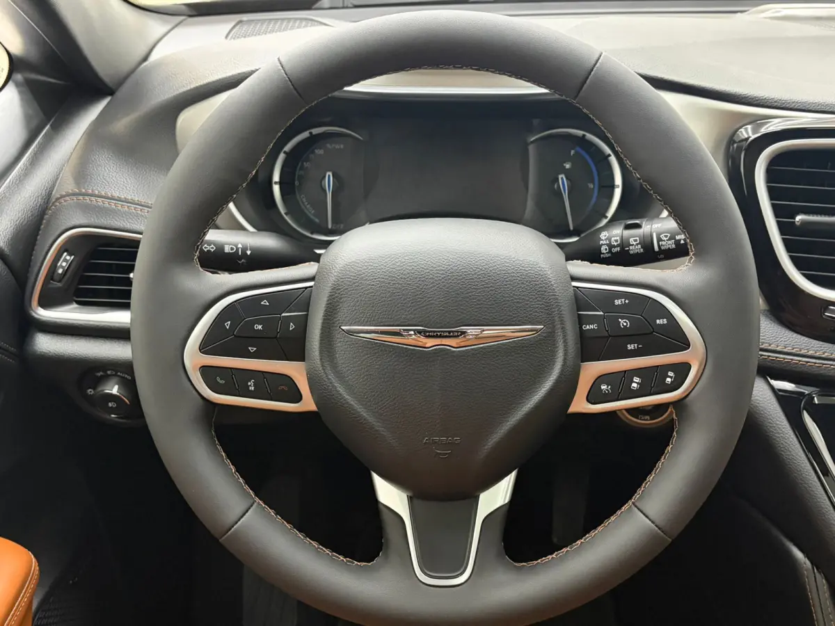 Pacifica 3.6 V6 Hybride Pinnacle Nieuw