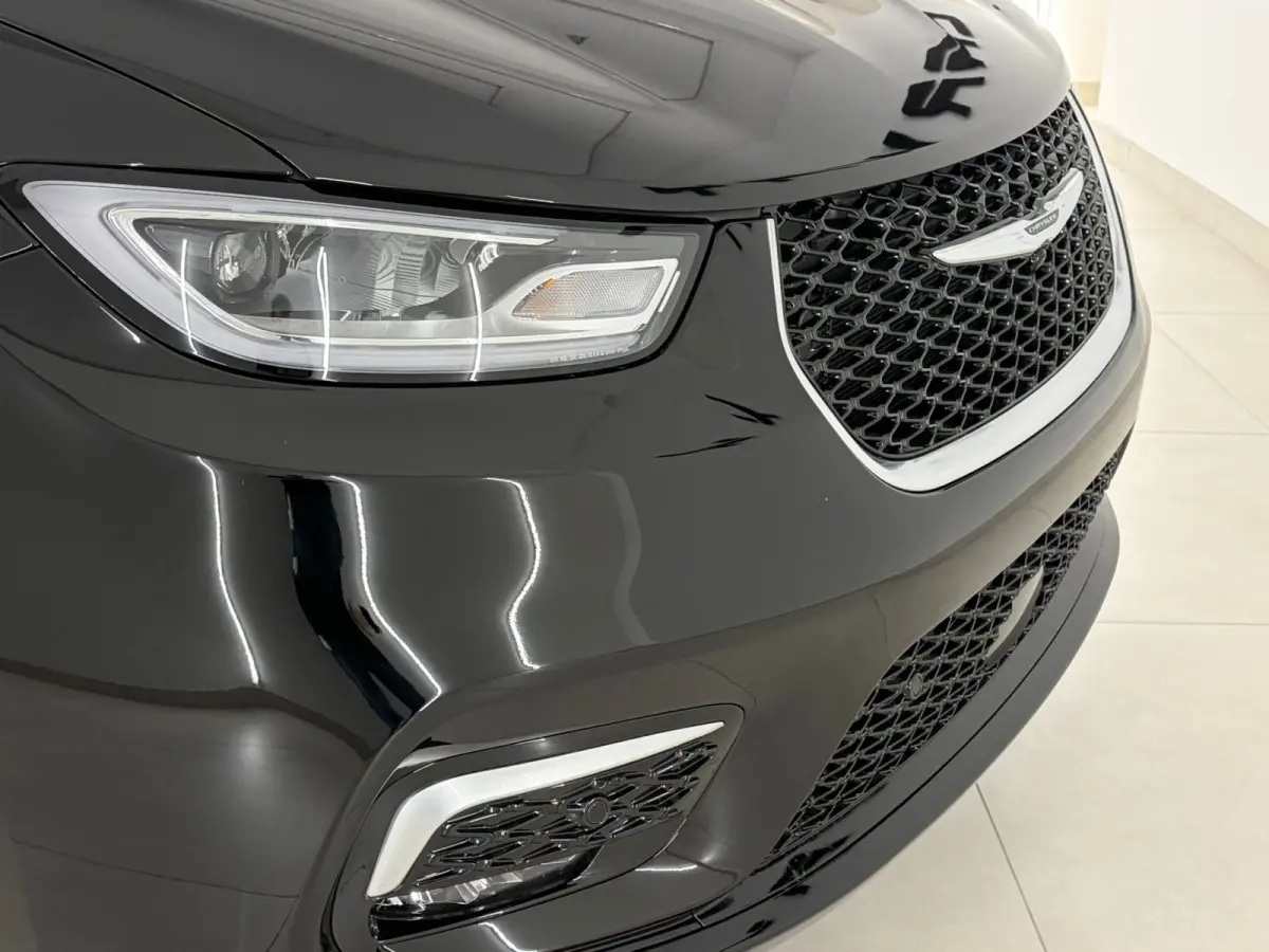 Pacifica 3.6 V6 Hybride Pinnacle Nieuw