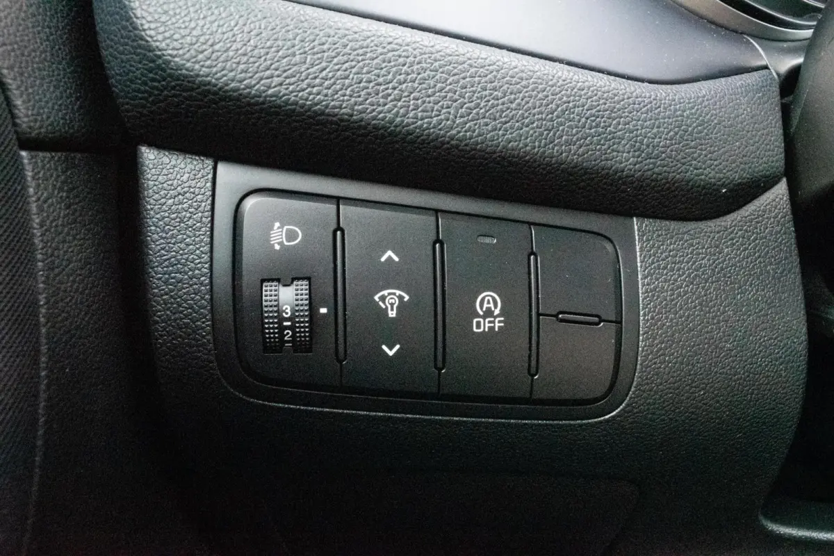 cee'd 1.0 T-GDi ComfortPlusLine Navigator|1e EIGENAAR|INCL. NW APK+SERVICEBEURT|CAMERA|CARPLAY|CLIMATE|PDC|CRUISE|NAVI