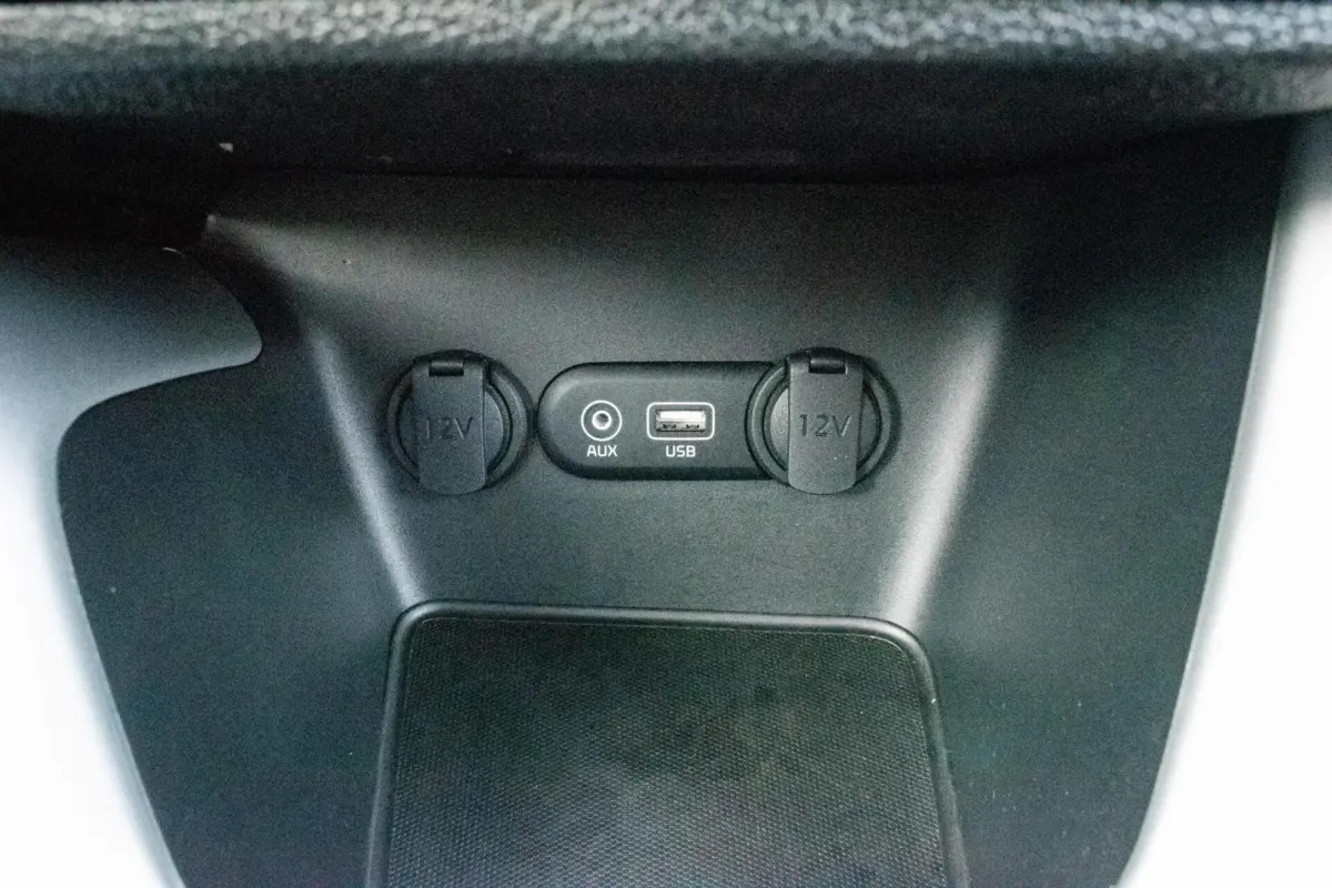cee'd 1.0 T-GDi ComfortPlusLine Navigator|1e EIGENAAR|INCL. NW APK+SERVICEBEURT|CAMERA|CARPLAY|CLIMATE|PDC|CRUISE|NAVI