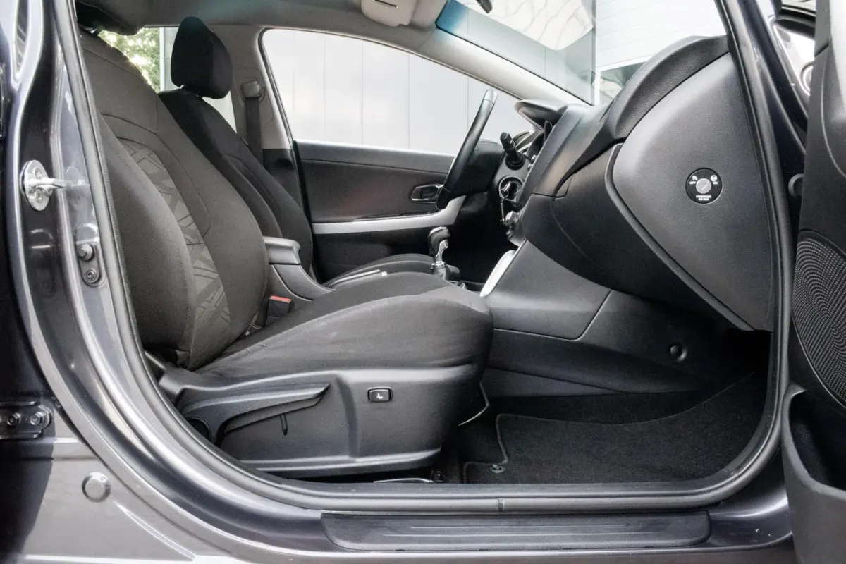 cee'd 1.0 T-GDi ComfortPlusLine Navigator|1e EIGENAAR|INCL. NW APK+SERVICEBEURT|CAMERA|CARPLAY|CLIMATE|PDC|CRUISE|NAVI