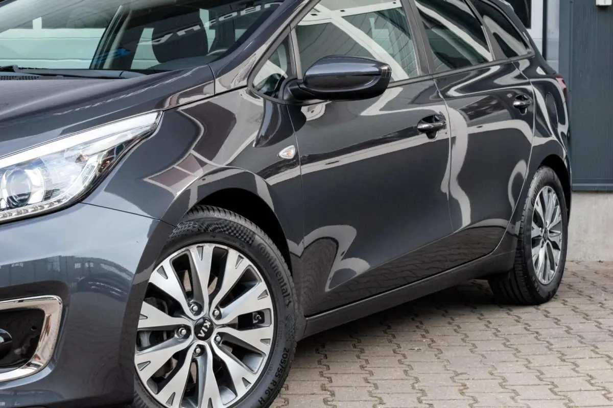 cee'd 1.0 T-GDi ComfortPlusLine Navigator|1e EIGENAAR|INCL. NW APK+SERVICEBEURT|CAMERA|CARPLAY|CLIMATE|PDC|CRUISE|NAVI