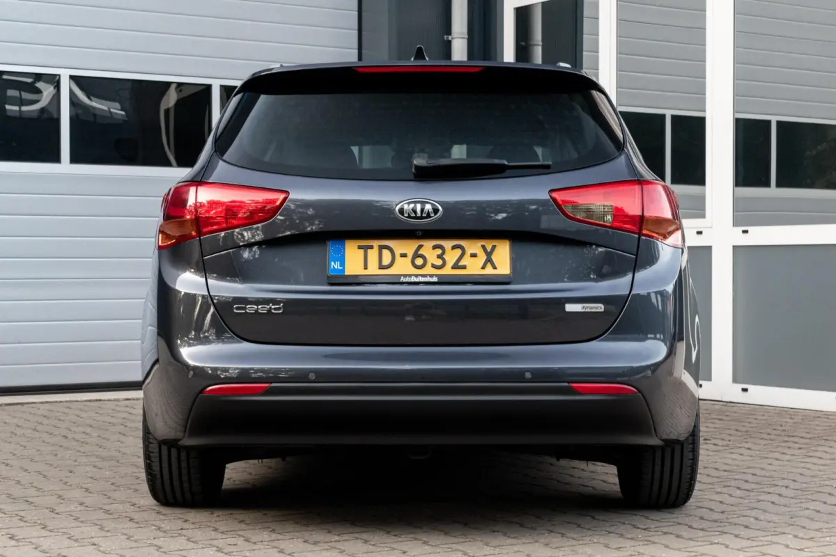 cee'd 1.0 T-GDi ComfortPlusLine Navigator|1e EIGENAAR|INCL. NW APK+SERVICEBEURT|CAMERA|CARPLAY|CLIMATE|PDC|CRUISE|NAVI