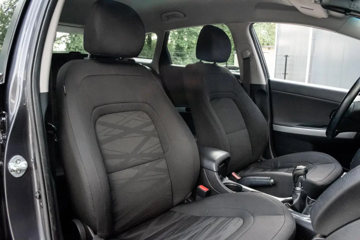 cee'd 1.0 T-GDi ComfortPlusLine Navigator|1e EIGENAAR|INCL. NW APK+SERVICEBEURT|CAMERA|CARPLAY|CLIMATE|PDC|CRUISE|NAVI