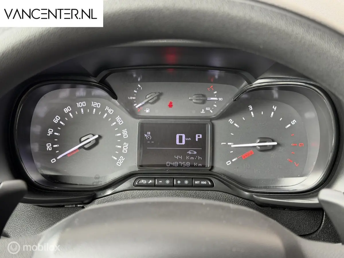 1.2 131PK BENZINE EAT8 Automaat Carplay