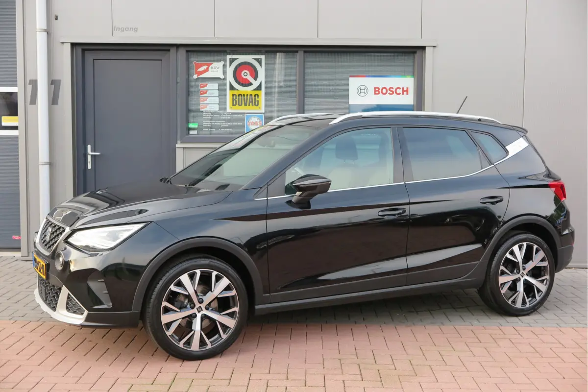 1.0 TSI 70KW 95PK Xperience Connect, ,Led Matrix , Virtual cockpit, Keyless, Adaptive cruise, PDC, 18" LMV Navi,App / smartlink , Bleutooth , DAB+ etc. Dealer onderhouden . *1ste Eigenaar*