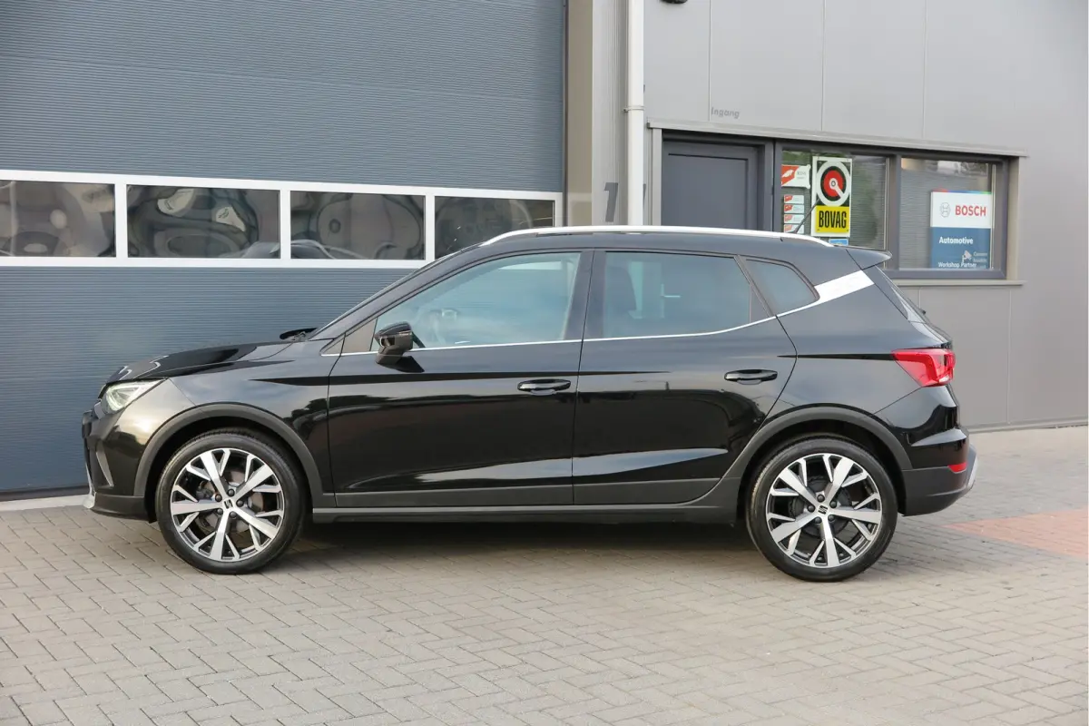 1.0 TSI 70KW 95PK Xperience Connect, ,Led Matrix , Virtual cockpit, Keyless, Adaptive cruise, PDC, 18" LMV Navi,App / smartlink , Bleutooth , DAB+ etc. Dealer onderhouden . *1ste Eigenaar*