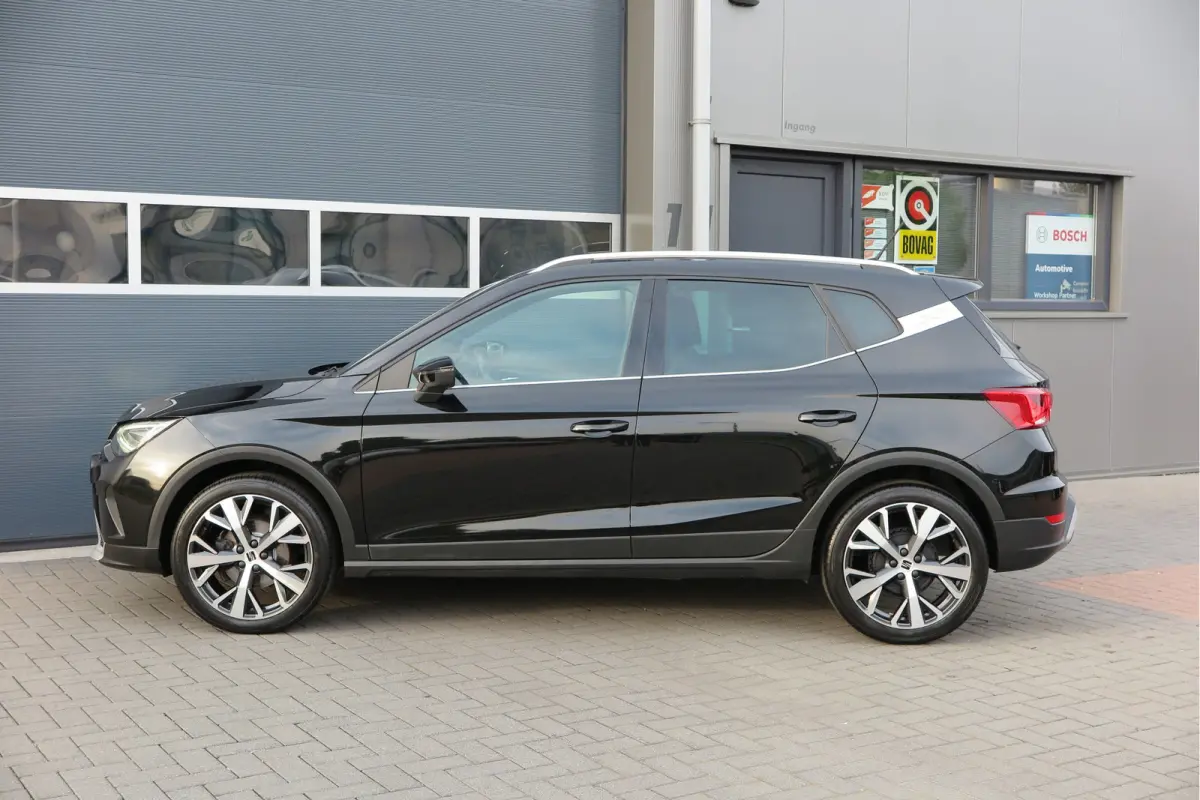 1.0 TSI 70KW 95PK Xperience Connect, ,Led Matrix , Virtual cockpit, Keyless, Adaptive cruise, PDC, 18" LMV Navi,App / smartlink , Bleutooth , DAB+ etc. Dealer onderhouden . *1ste Eigenaar*