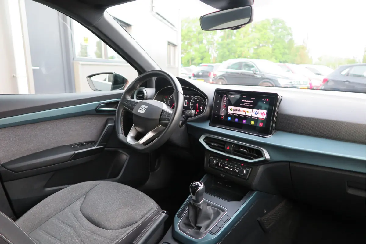 1.0 TSI 70KW 95PK Xperience Connect, ,Led Matrix , Virtual cockpit, Keyless, Adaptive cruise, PDC, 18" LMV Navi,App / smartlink , Bleutooth , DAB+ etc. Dealer onderhouden . *1ste Eigenaar*