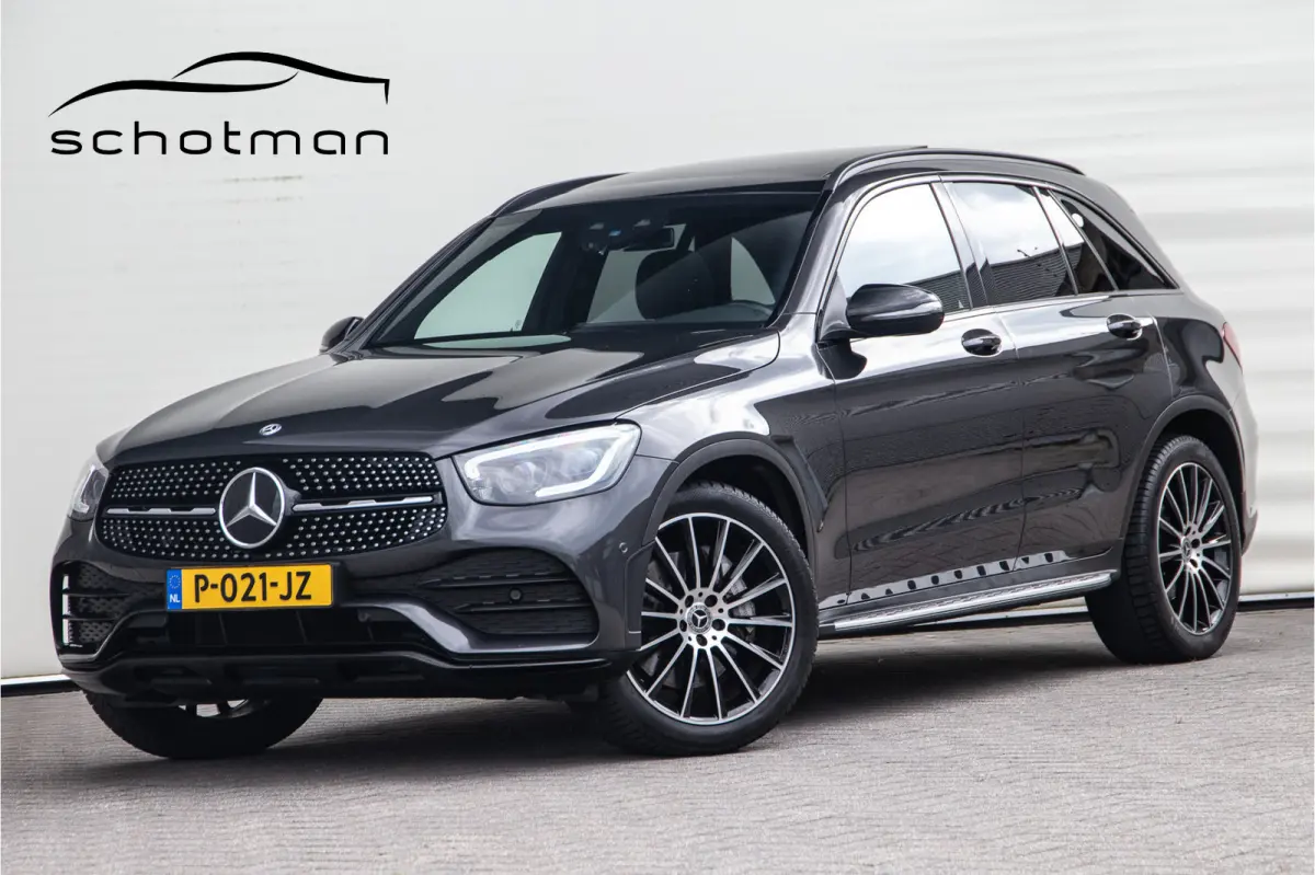 300d 4MATIC Premium AMG, Distronic, Pano, Trekhaak, Digital Cockpit, Nightpakket, Facelift