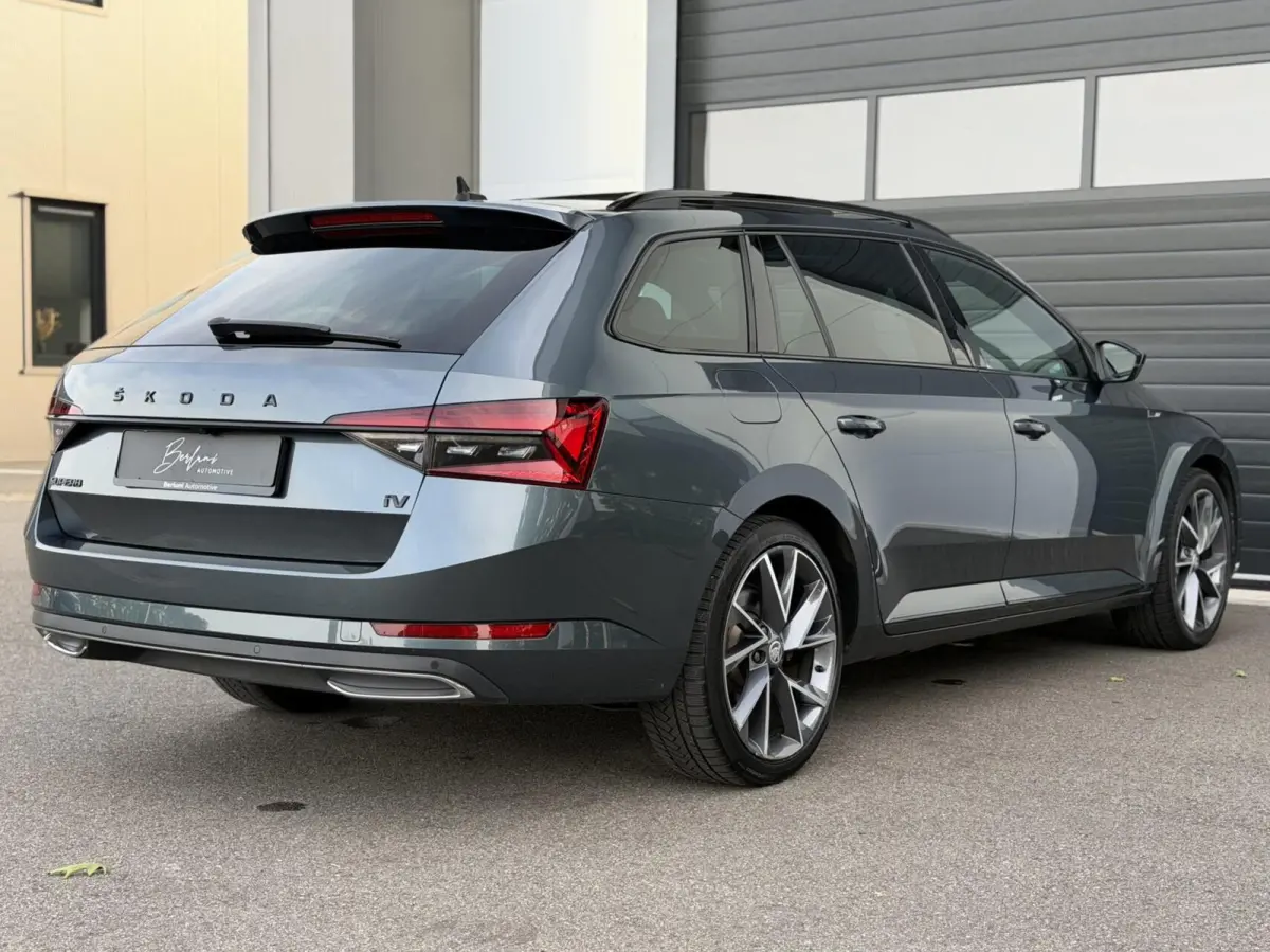 1.4 TSI iV Sportline Business Panodak | Ambient
