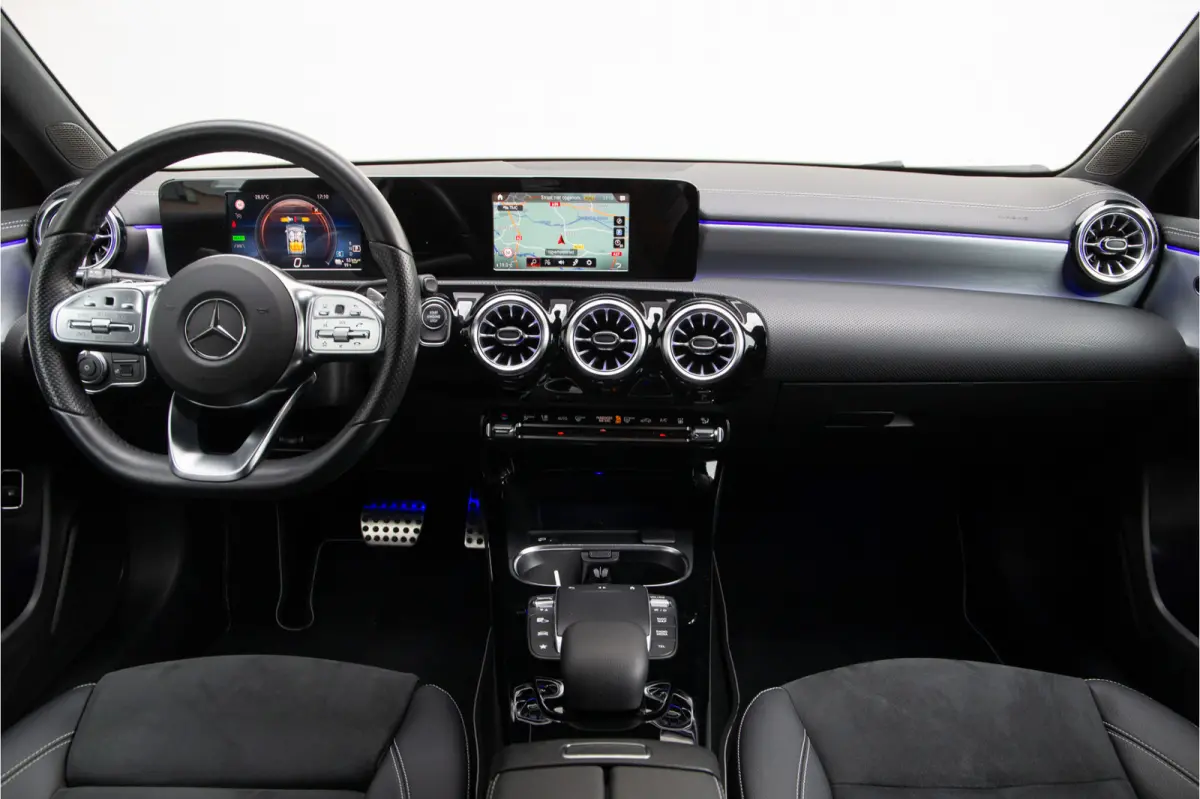 250 e AMG Night Edition, Sfeerverlichting, Camera, PDC 2021