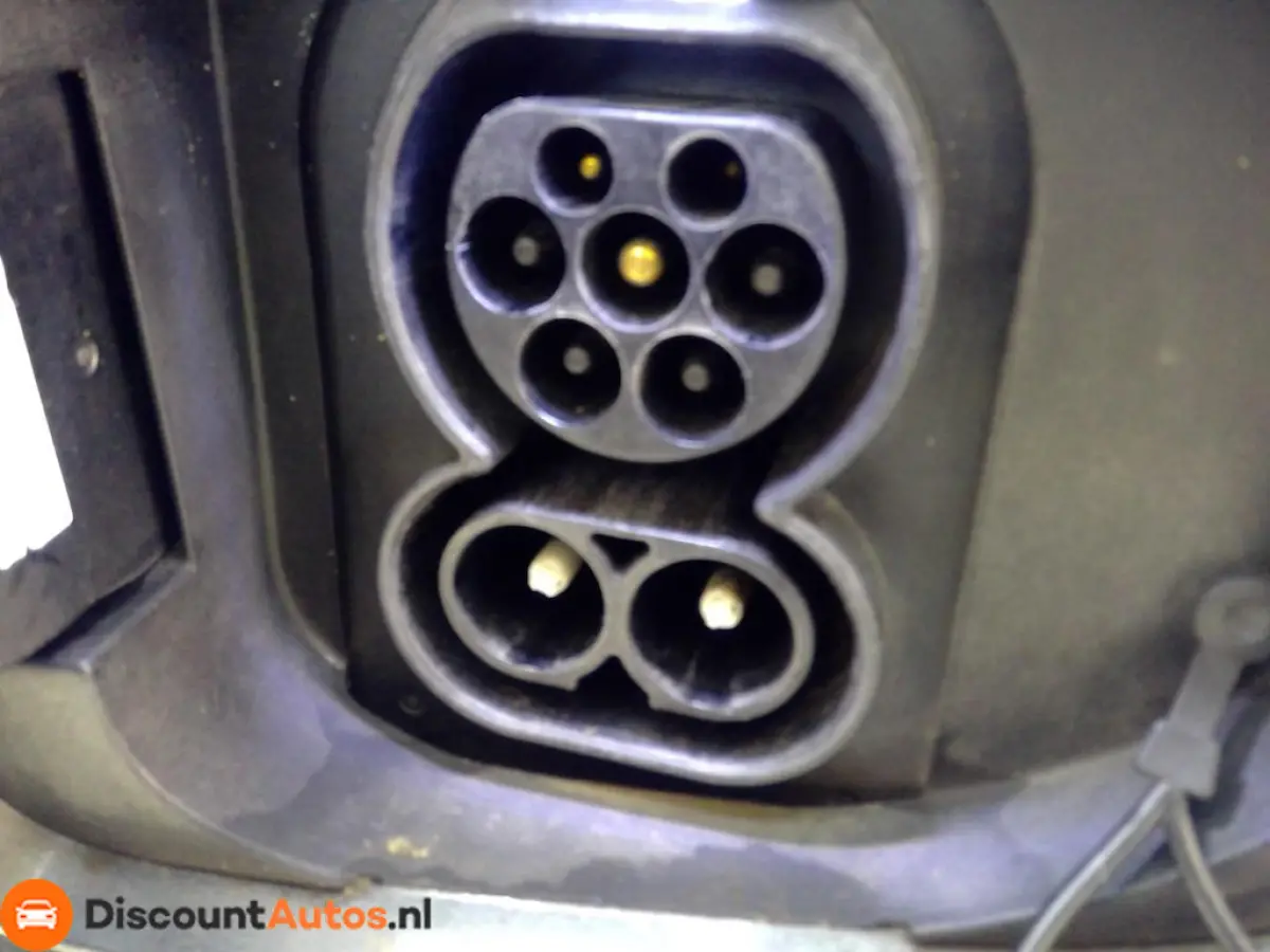 ExecutiveLine 64 kWh 100% SOH