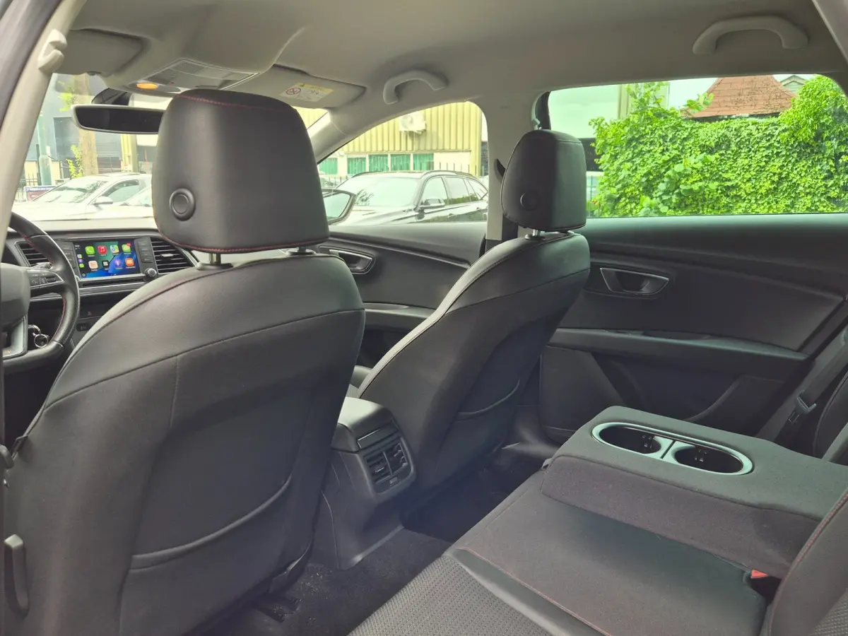 FR 1.4 TSI X-PERIENCE Connect CarPlay LED Cruise 100% NAP 4 Season 17inch LM Velgen NEW RIEM 1.4 TSI X-PERIENCE