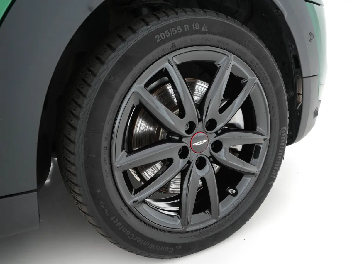 Mini 2.0 Cooper SE ALL4 (Plug-In) (INCL-BTW) Aut. *PANO | LEATHER-ALCANTARA | HARMAN/KARDON | ADAPTIVE-CRUISE | FULL-LED | KEYLESS | NAVI-FULLMAP | CAMERA | ECC | PDC | SPORTSEATS | AMBIENT-