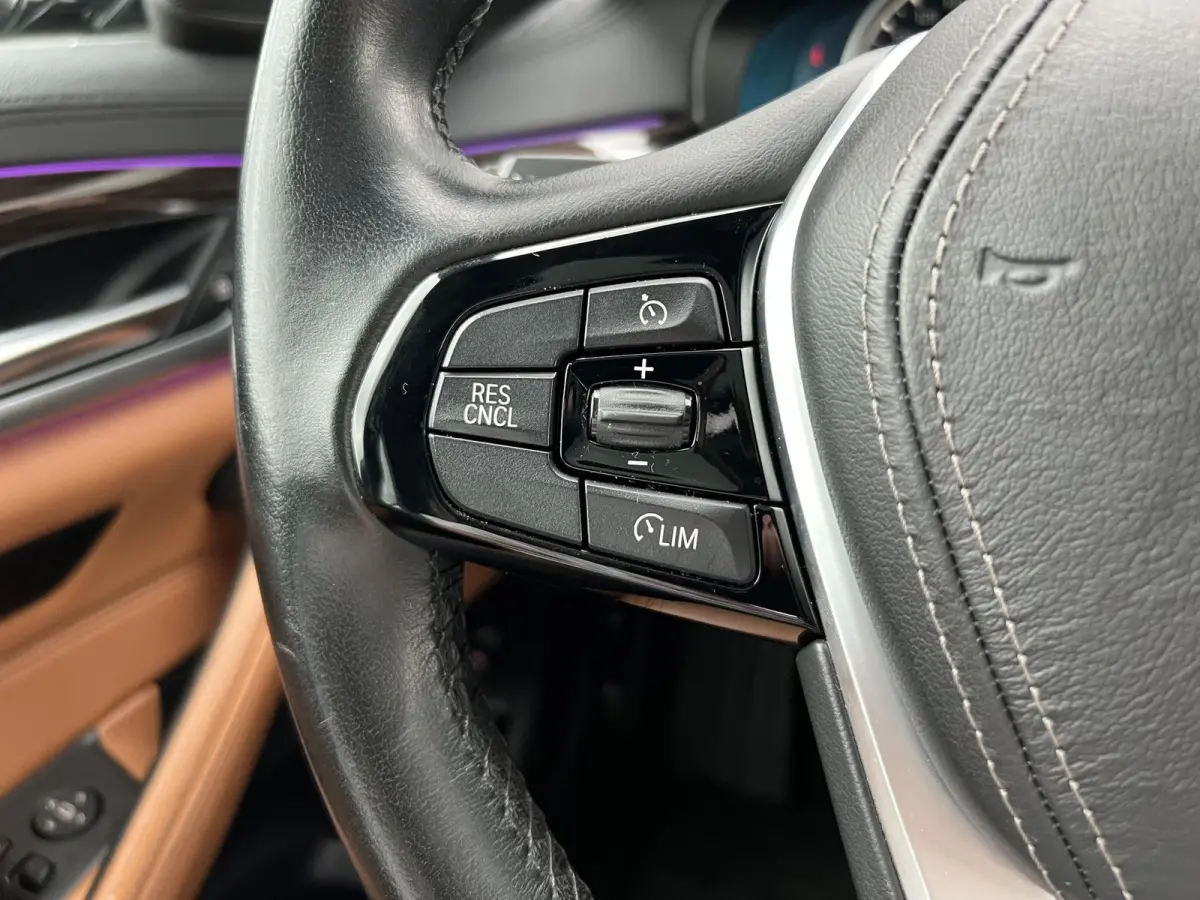 520d High Executive*DAKJE*HUD*CRUISE*NAVI.PROF*LED