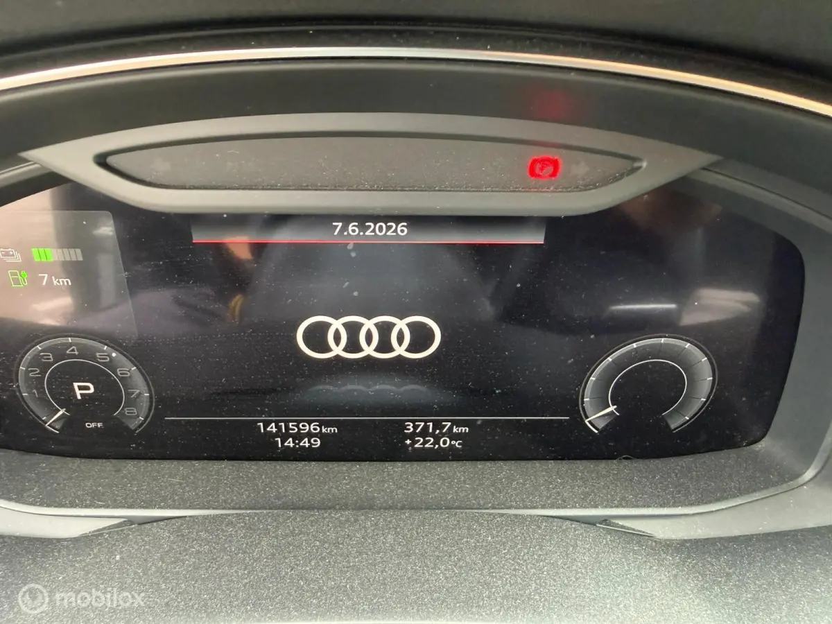 55 TFSIe Quattro S-line - CAMERA/ACC/KEYLESS