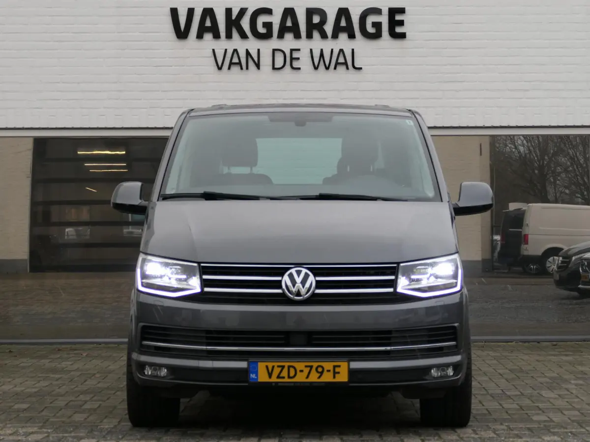 Multivan 2.0 TDI L1H1 Highline | Elektrische alcantara stoelen | Apple-/Android Carplay | ACC | Trekhaak | Standkachel | Achteruitrijcamera