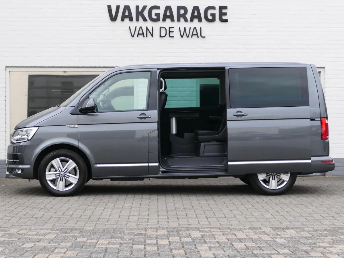 Multivan 2.0 TDI L1H1 Highline | Elektrische alcantara stoelen | Apple-/Android Carplay | ACC | Trekhaak | Standkachel | Achteruitrijcamera
