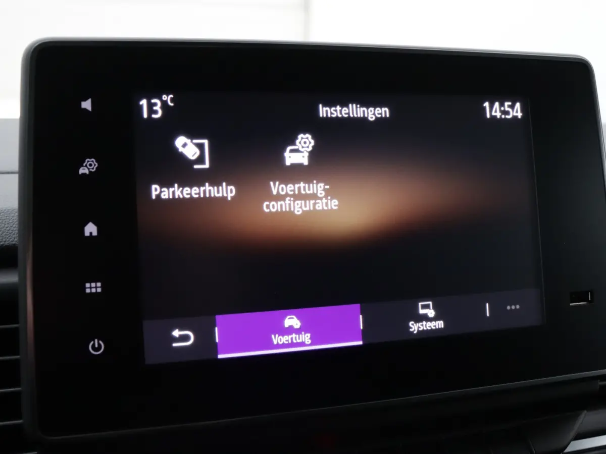 170PK L2H1 | 2 SCHUIFDEUREN | Luxe | DC DUBBEL CABINE BLACK EDITION | FULL OPTION | NAVIGATIE | CAMERA | KEYLESS | PARKEERSENSOREN