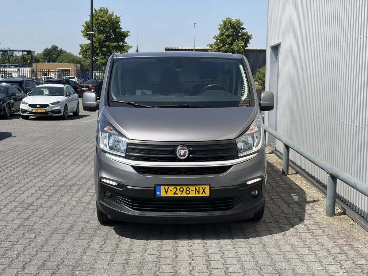 1.6 L1H1 SX*145PK*NAVI*A/C*CRUISE*3PERS*CAMERA*TEL