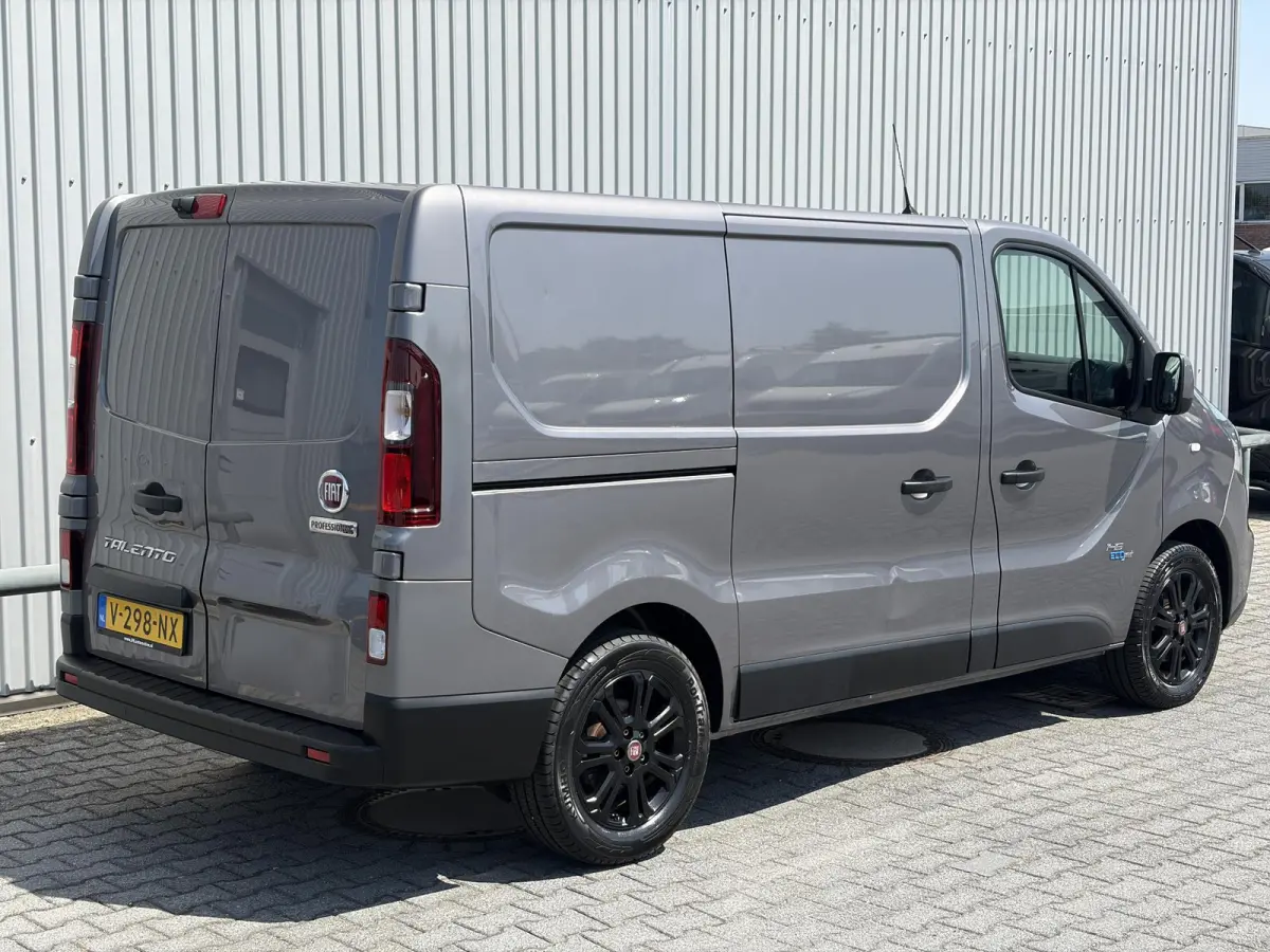 1.6 L1H1 SX*145PK*NAVI*A/C*CRUISE*3PERS*CAMERA*TEL