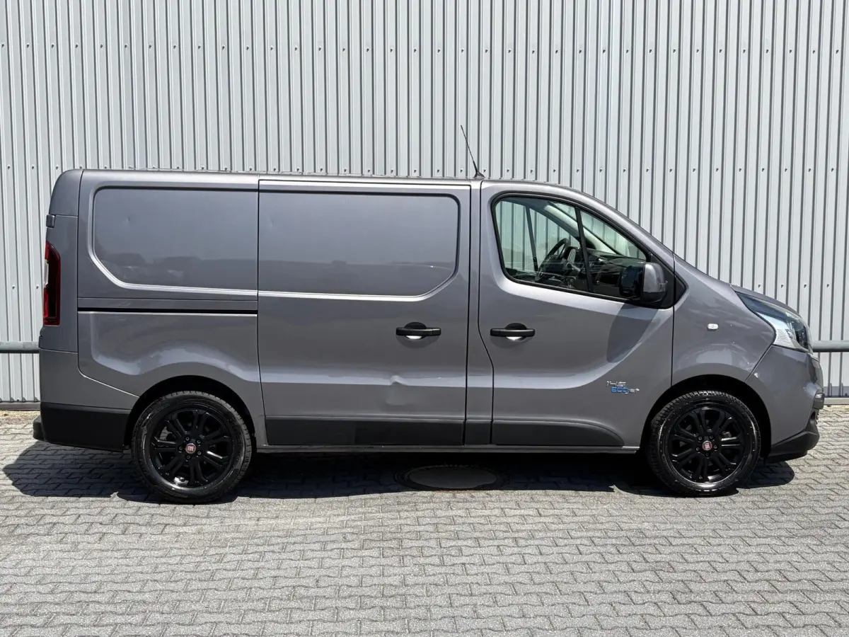 1.6 L1H1 SX*145PK*NAVI*A/C*CRUISE*3PERS*CAMERA*TEL