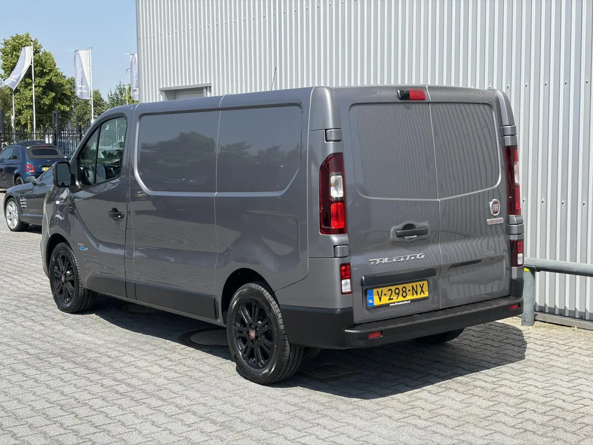 1.6 L1H1 SX*145PK*NAVI*A/C*CRUISE*3PERS*CAMERA*TEL