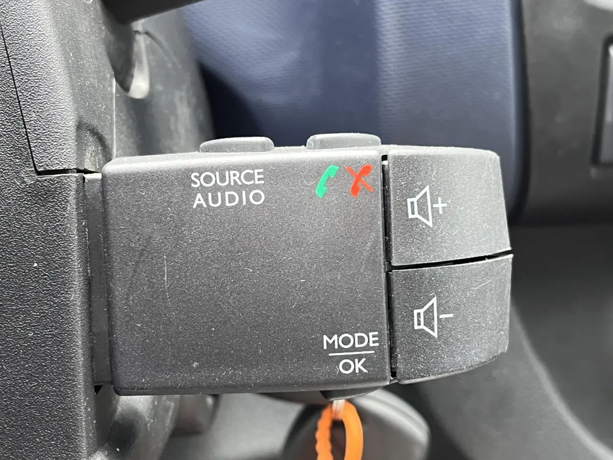 1.6 CDTI L2H1 DC Edition*NAVI*CRUISE*HAAK*A/C*TEL*