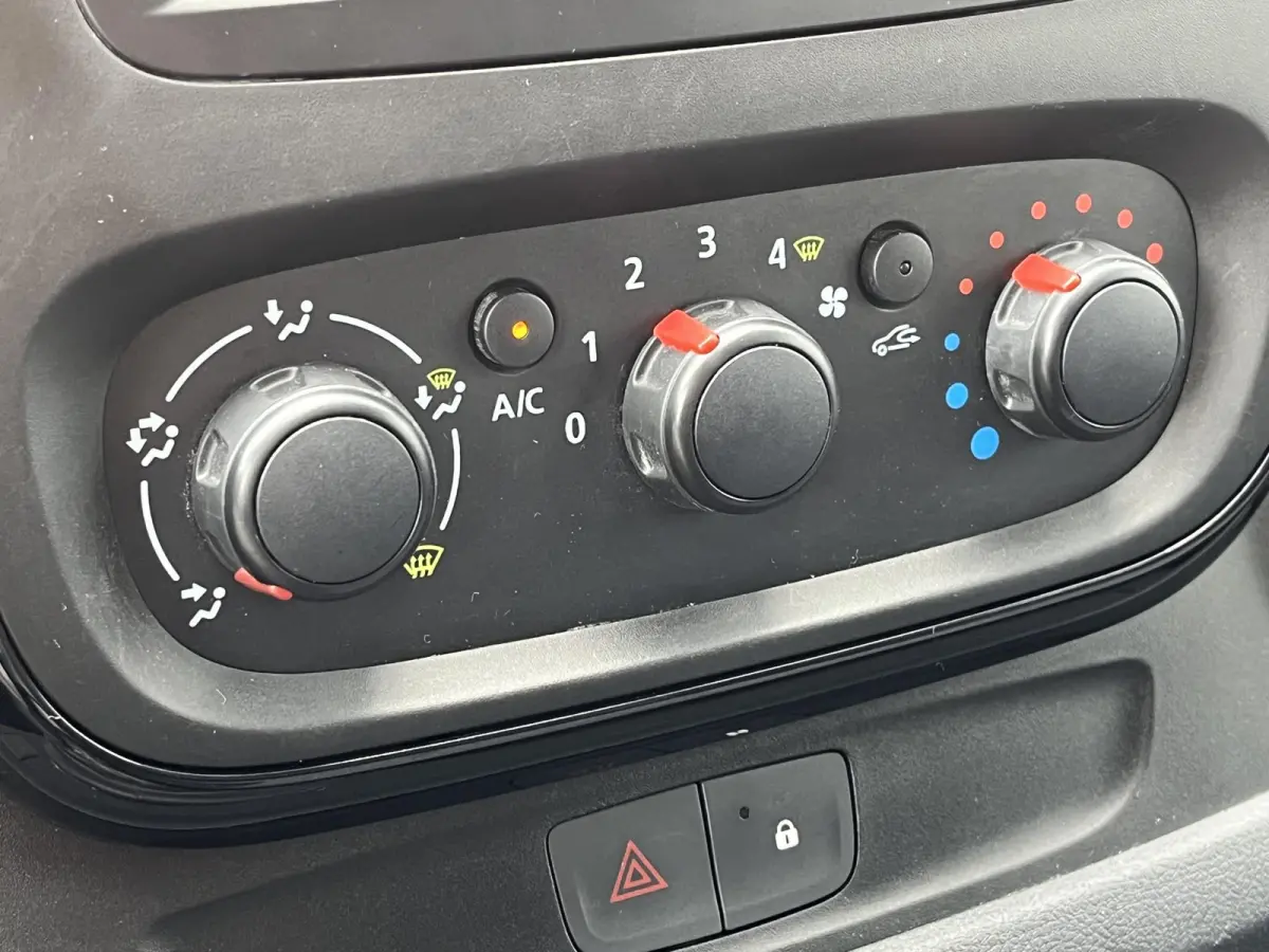 1.6 CDTI L2H1 DC Edition*NAVI*CRUISE*HAAK*A/C*TEL*
