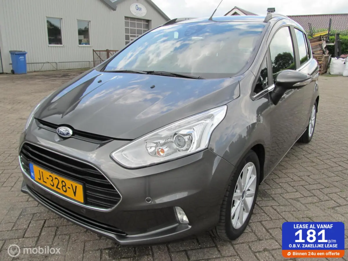 1.0 EcoBoost Titanium