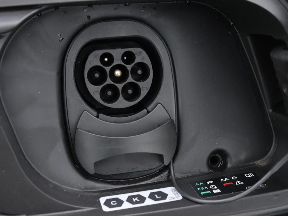 40 Advanced edition 82 kWh 204 PK | Navigatie | Audi soundsystem | Stoelverwarming | Apple CarPlay/Android Auto | Ambiant Lichtpakket | Sportstoelen | Parkeerhulp achter |