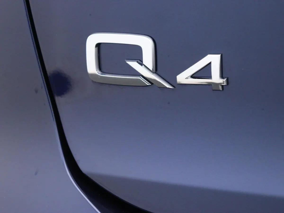 40 Advanced edition 82 kWh 204 PK | Navigatie | Audi soundsystem | Stoelverwarming | Apple CarPlay/Android Auto | Ambiant Lichtpakket | Sportstoelen | Parkeerhulp achter |